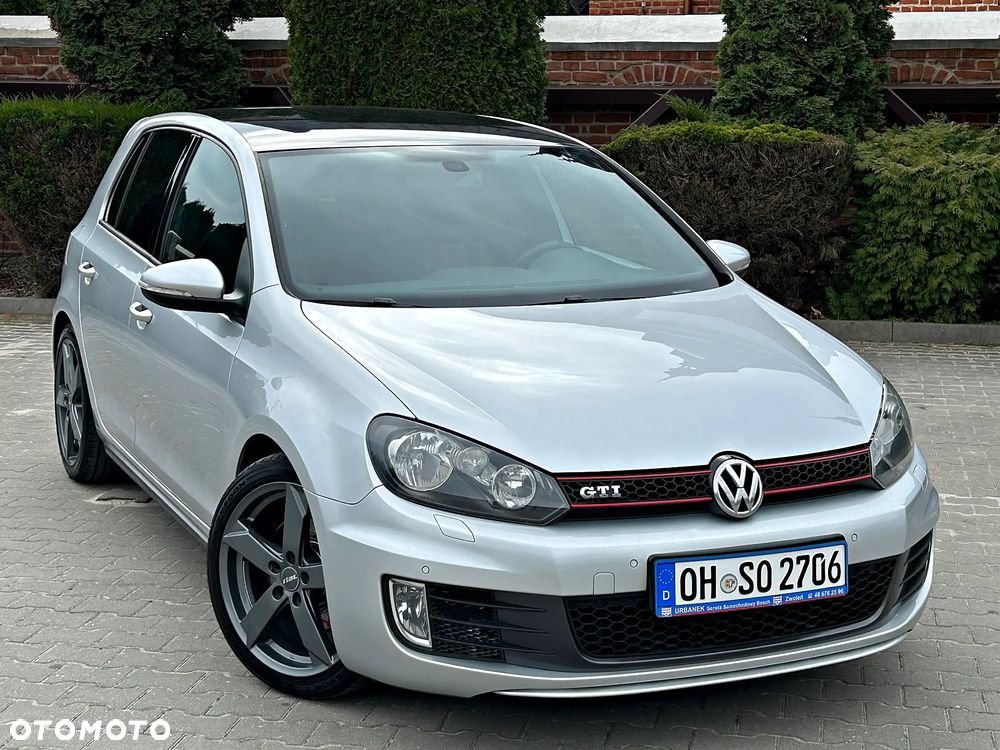 Volkswagen Golf - 10