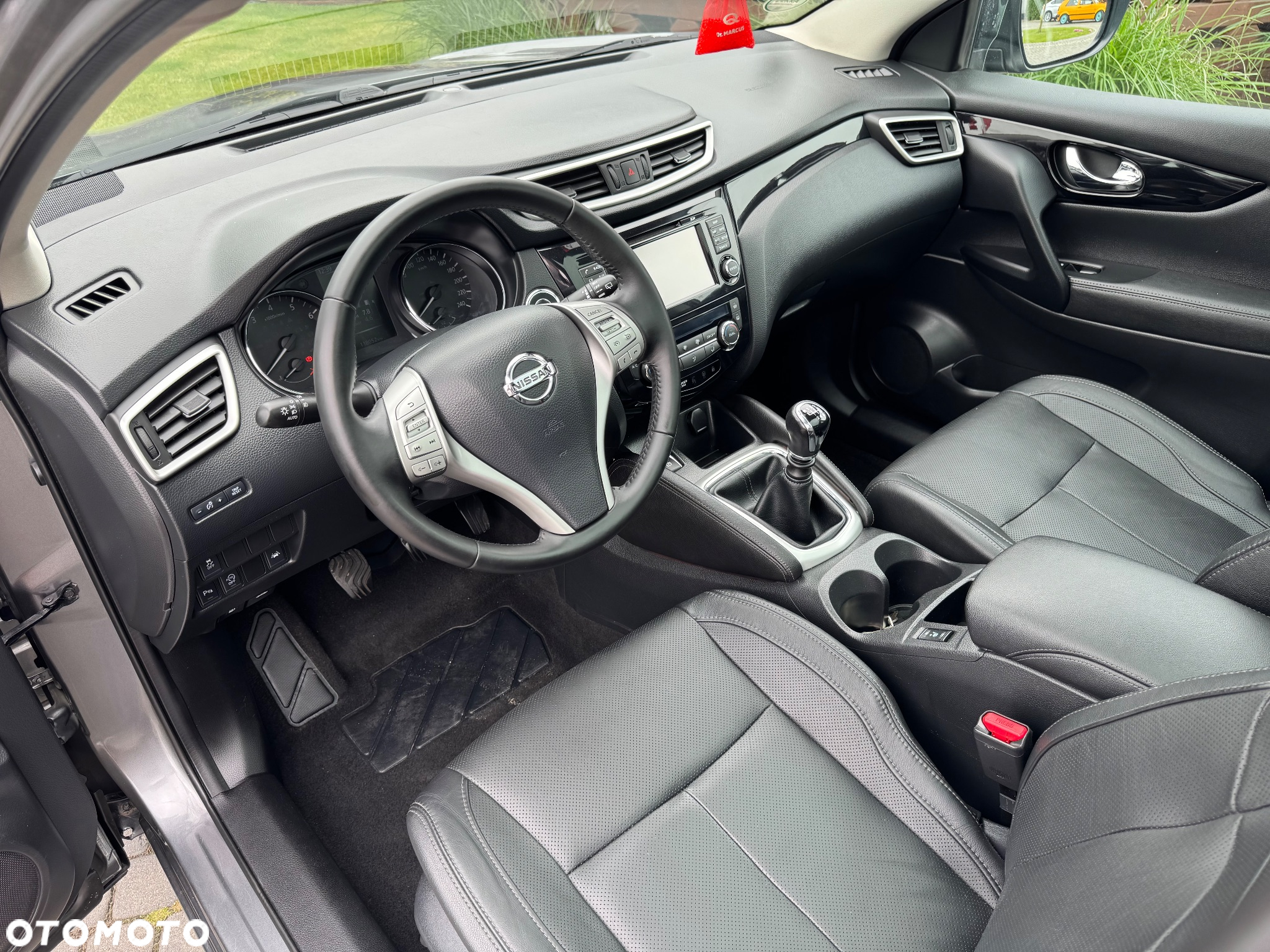Nissan Qashqai 1.2 DIG-T Tekna - 25