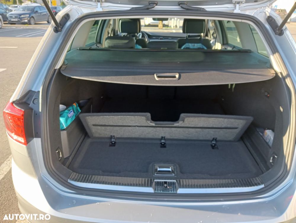 Volkswagen Passat Variant 2.0 TDI SCR DSG - 14
