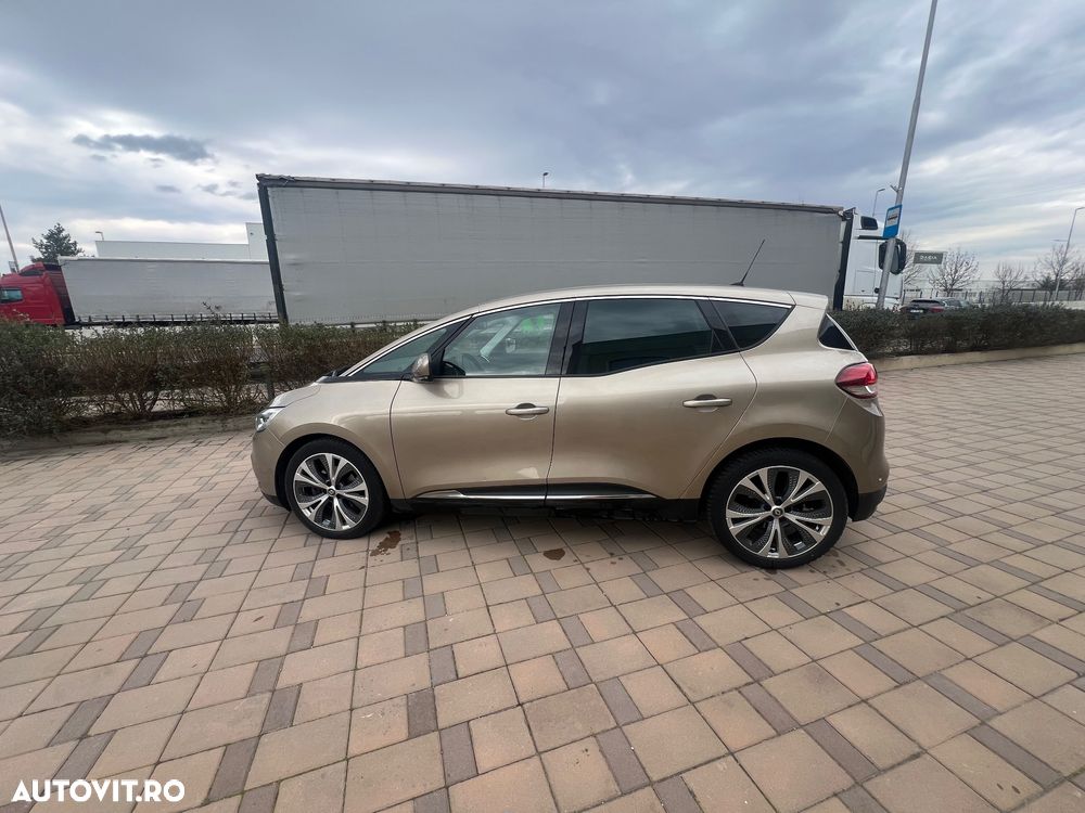 Renault Scenic - 5
