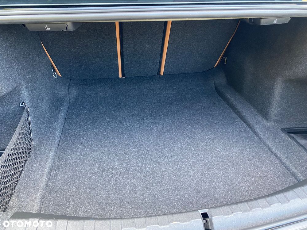 BMW Seria 3 318i Advantage sport - 35