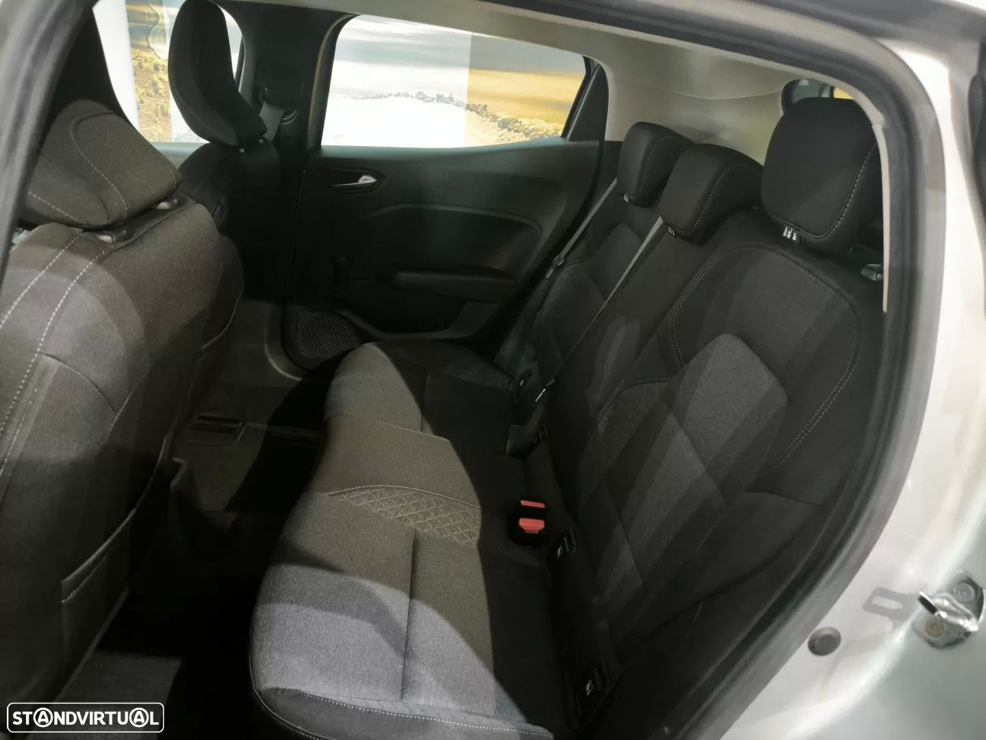 Renault Clio 1.0 TCe Intens - 17