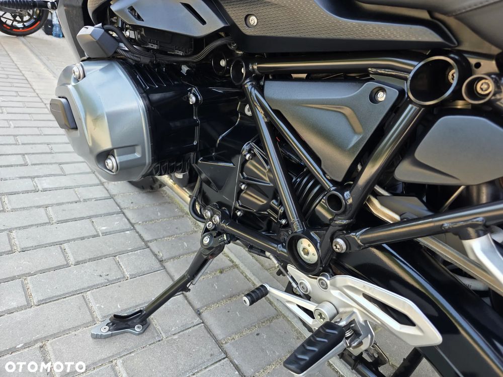 BMW R - 11