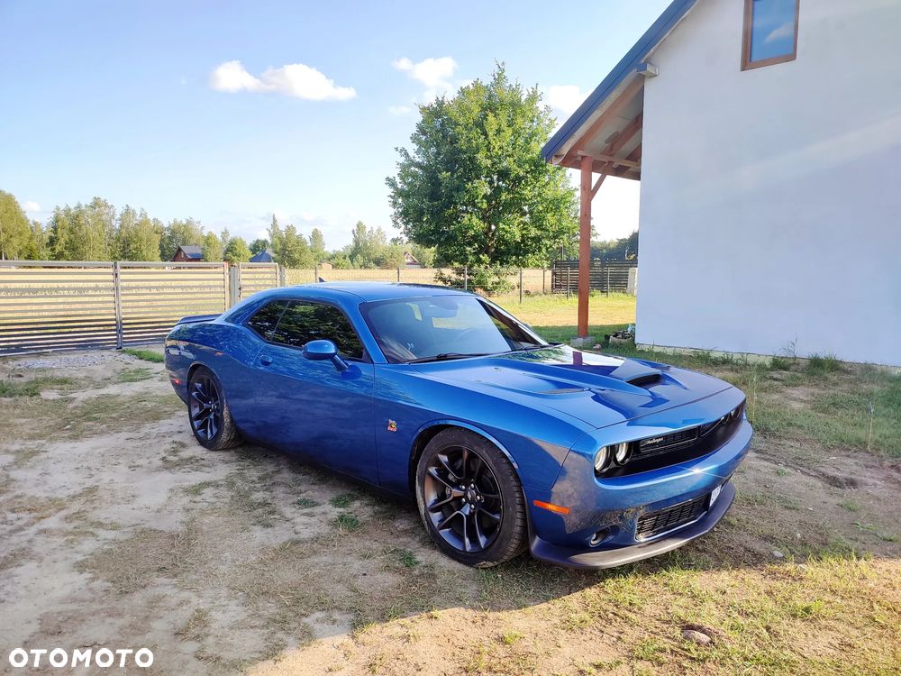 Dodge Challenger 6.4 Scat Pack - 1