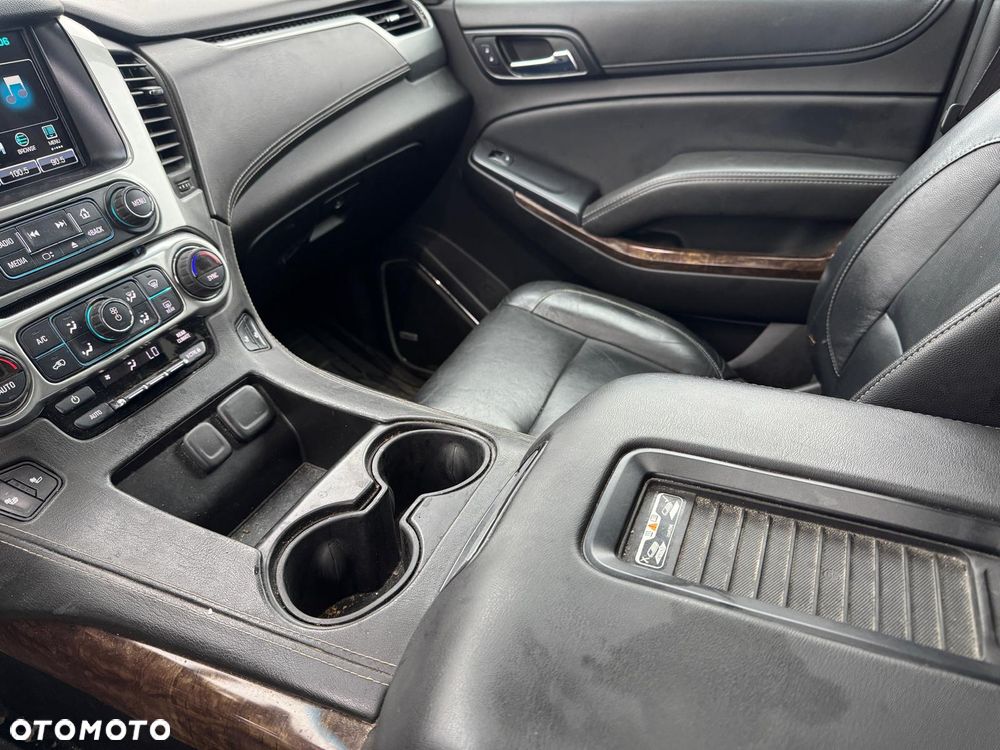 Chevrolet Tahoe - 24