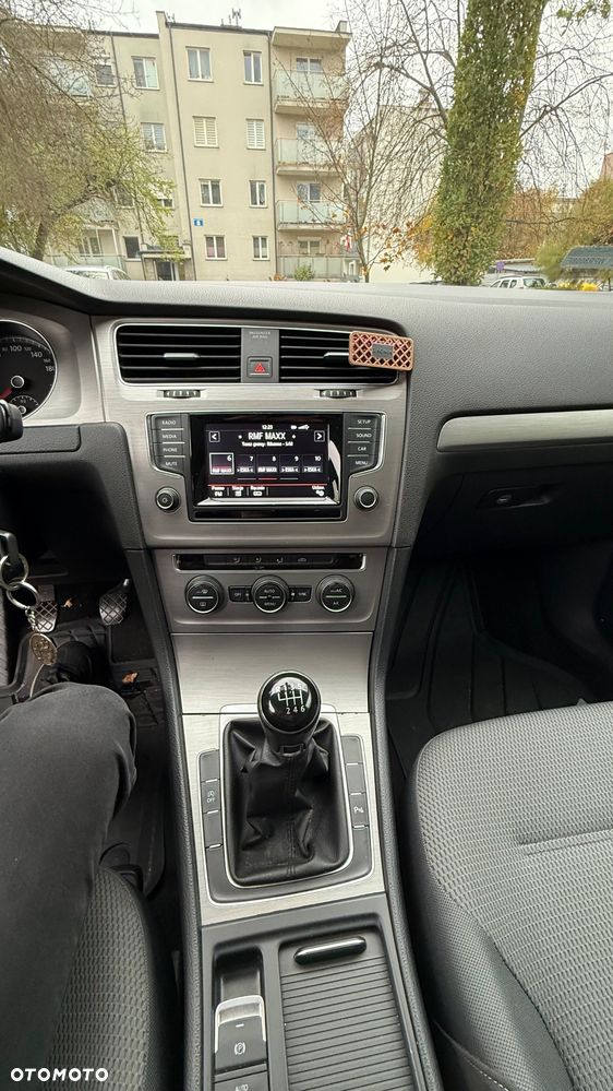 Volkswagen Golf 1.2 TSI BMT Comfortline - 15