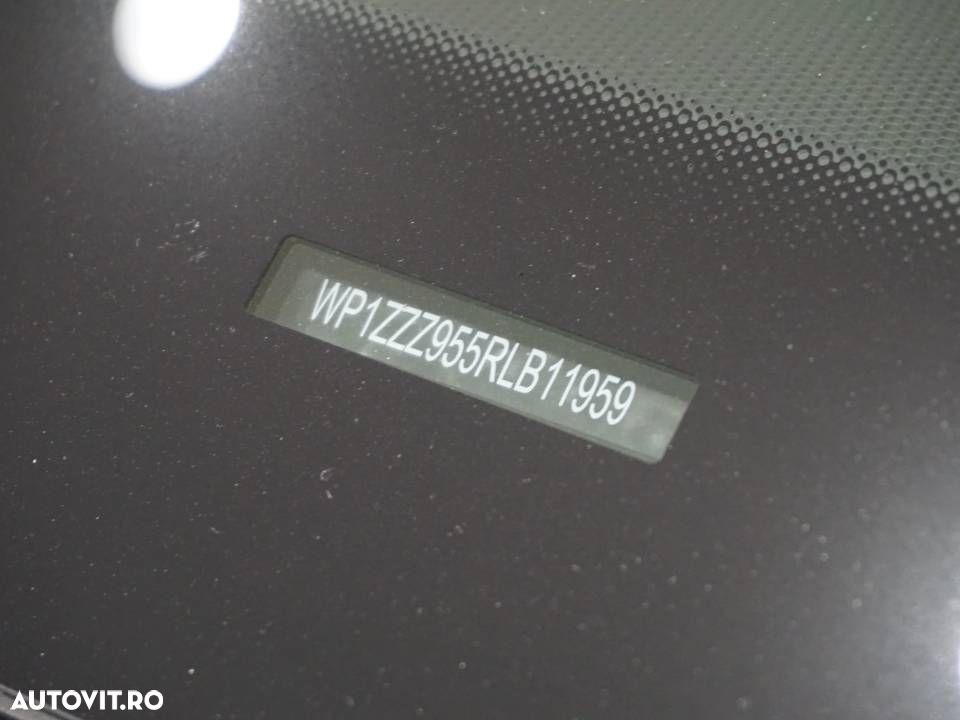 Porsche Macan T - 22