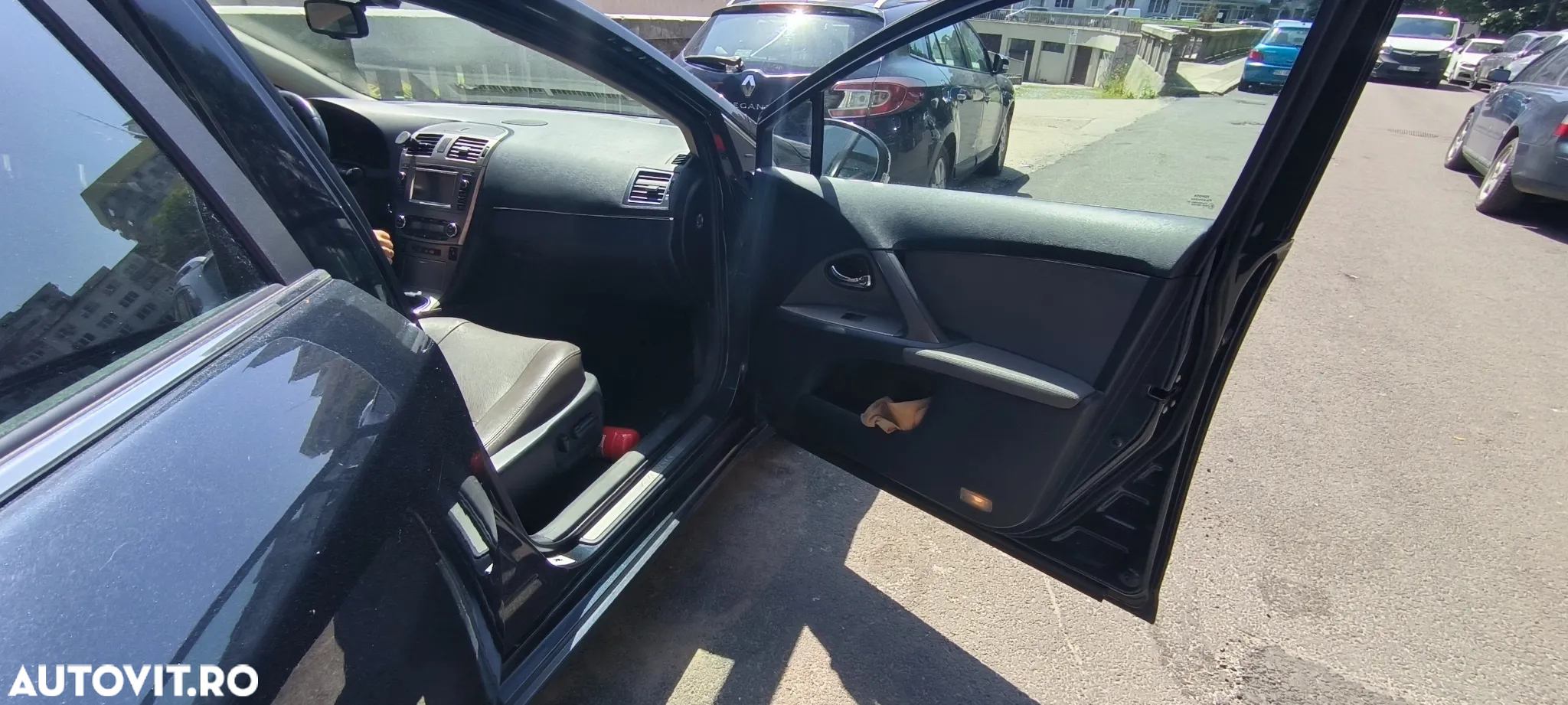 Toyota Avensis 2.0 D-4D Elegance - 5