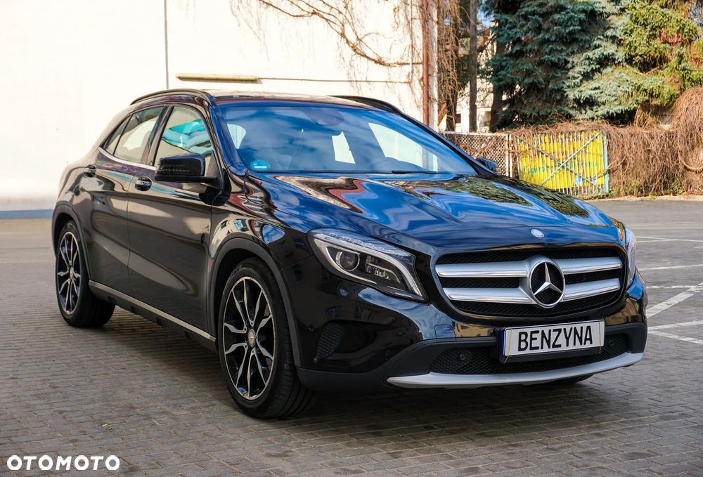 Mercedes-Benz GLA 200 Activity Edition - 16