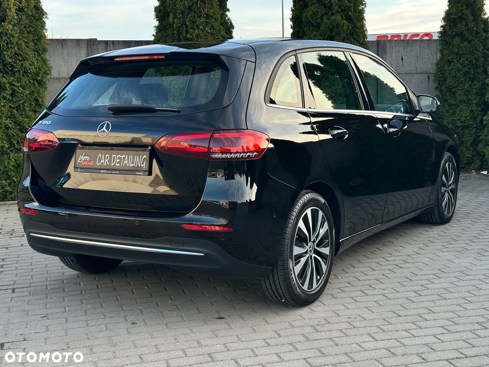 Mercedes-Benz Klasa B 180 7G-DCT Edition 2020 - 9