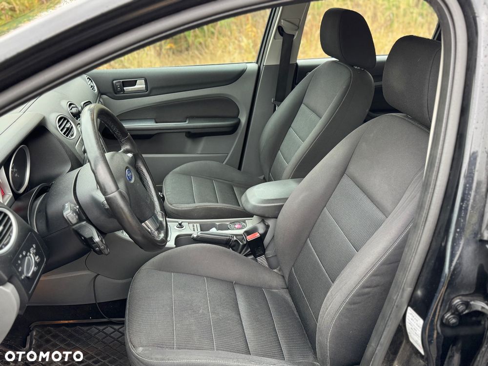 Ford Focus 1.8 FF Gold X - 6