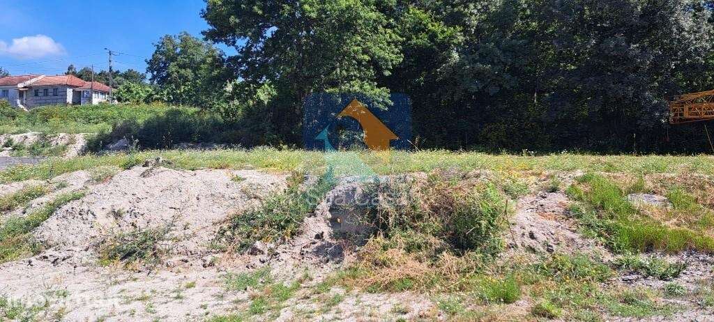 Terreno de construção - Grande imagem: 2/12