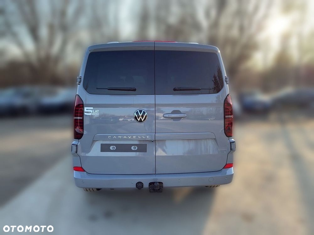 Volkswagen Caravelle - 5