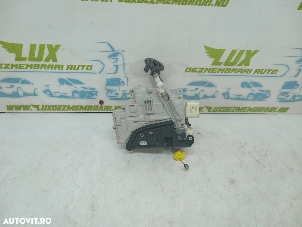 Broasca usa stanga spate 4g0839015b Audi A6 allroad C7 (facelift)  [din 2014 pana  2019] - 1