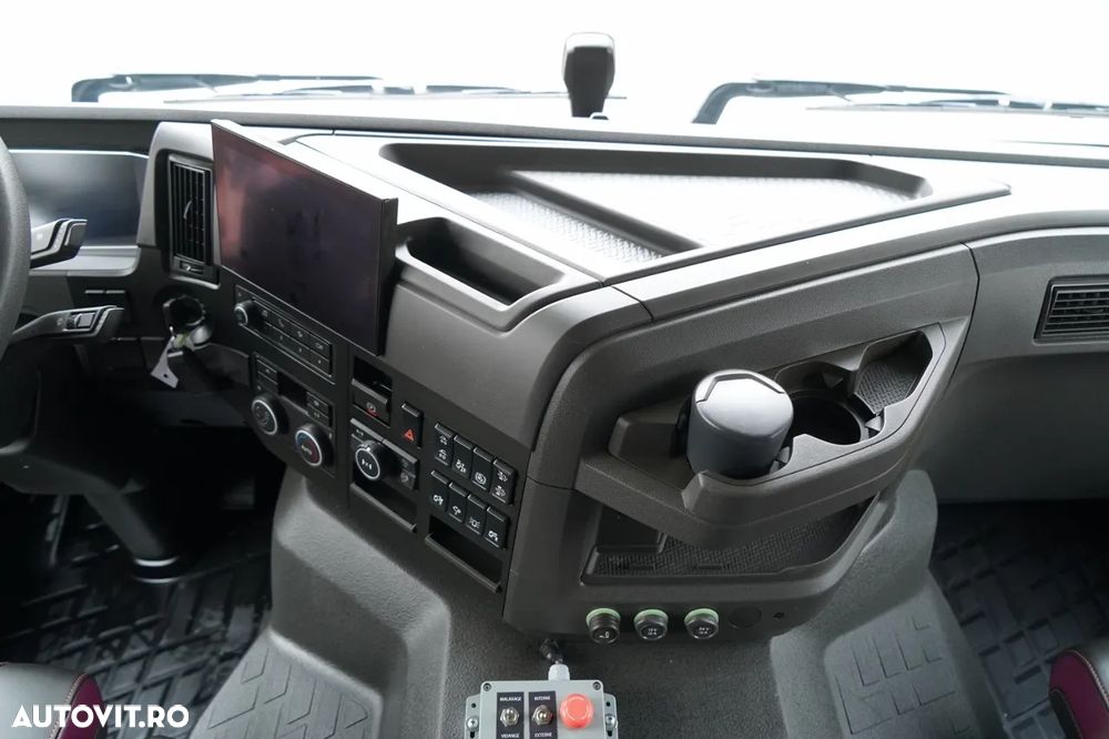 Volvo VOLVO FMX 460 / 8x4 / 9m3 BETONIERĂ / SCHWING STETTER / 9 M3 / I-SHIFT / JANTE DIN ALIAJ / EURO 6 - ANUL DE PRODUCȚIE: 2022 DATA ÎNMATRICULĂRII: 17.01.2022 VIN: YV2XTYOG1NB364494 KILOMETRAJ: 118.000 KM - EURO 6 AER CONDIȚIONAT CUTIE DE VITEZE ȘI SCHI - 33