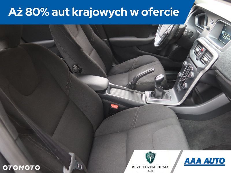 Volvo V40 - 11