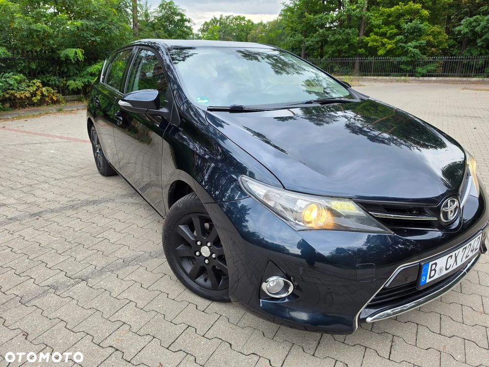 Toyota Auris 1.6 VVT-i Executive - 10