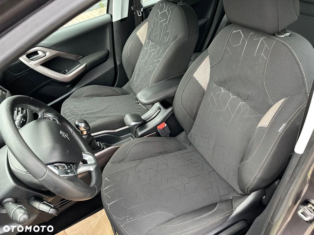 Peugeot 2008 82 VTI Allure - 5