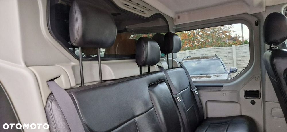 Opel Vivaro - 29