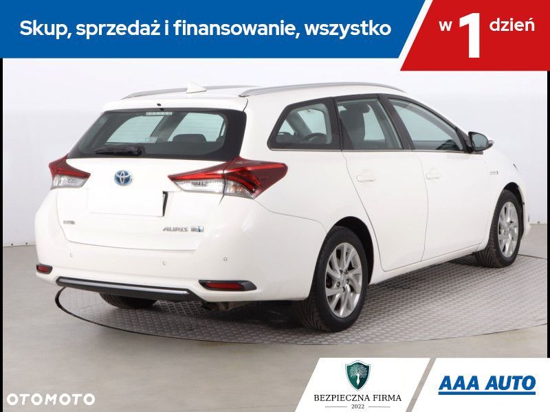 Toyota Auris - 6