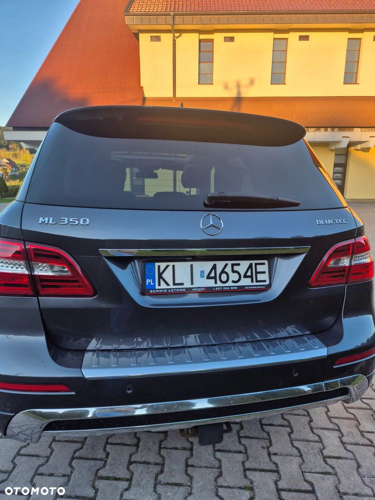 Mercedes-Benz ML - 15