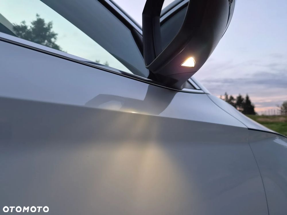 Skoda Superb 2.0 TDI DSG Ambition - 25