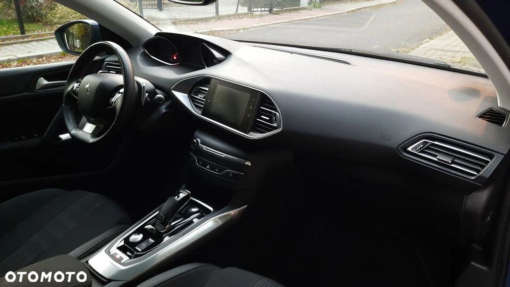 Peugeot 308 1.5 BlueHDi Active Pack Business S&S EAT8 - 35