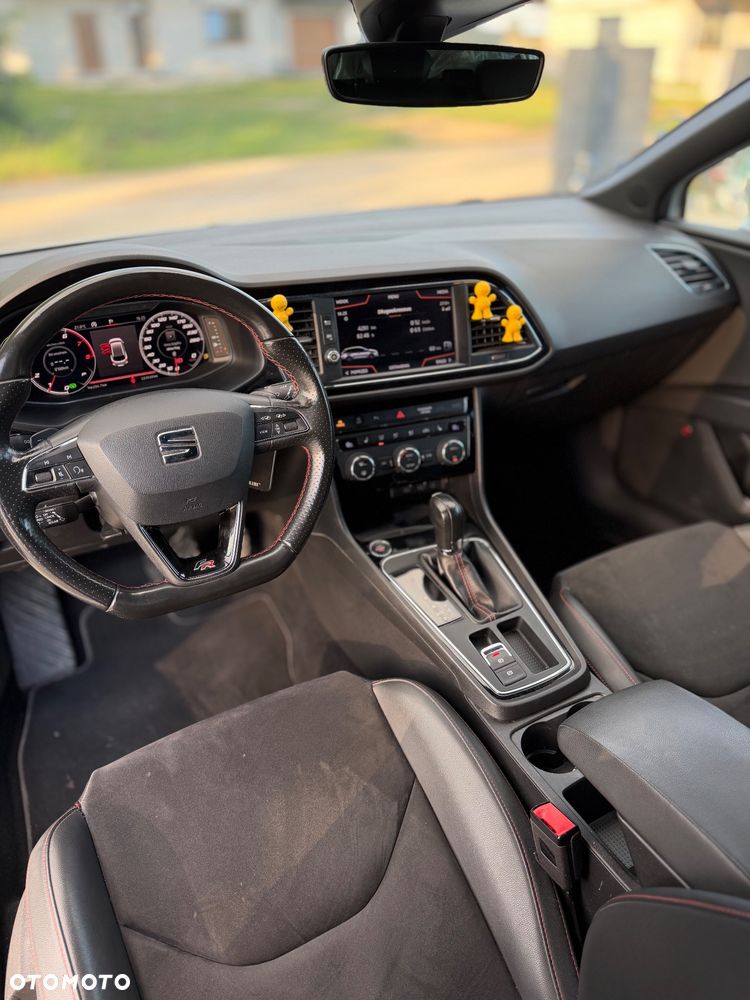 Seat Leon 1.5 eTSI OPF DSG FR Black Edition - 39