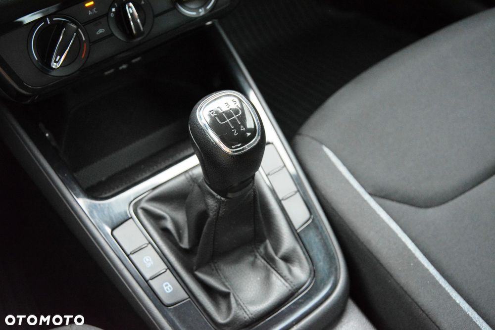 Skoda Fabia 1.0 Active - 28