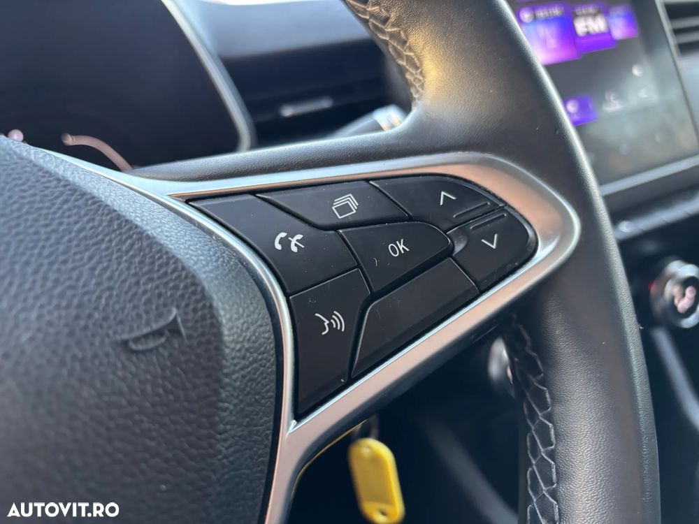 Renault Clio E-TECH Hybrid 140 BUSINESS EDITION - 26