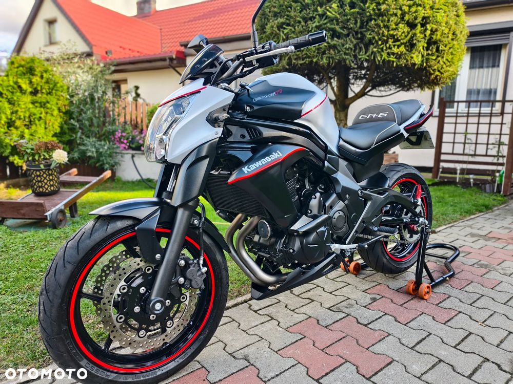 Kawasaki ER - 18