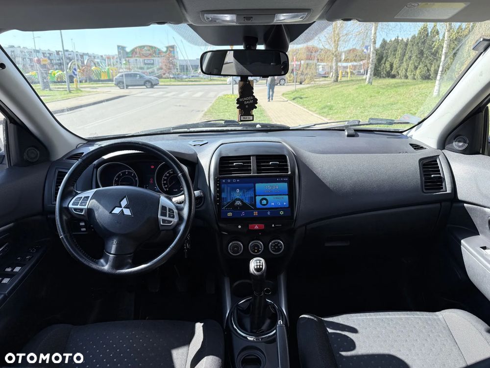 Mitsubishi ASX 1.6 Inform - 10