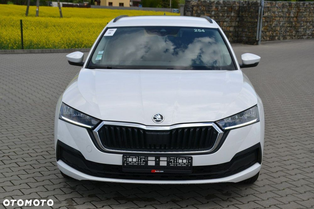Skoda Octavia - 2