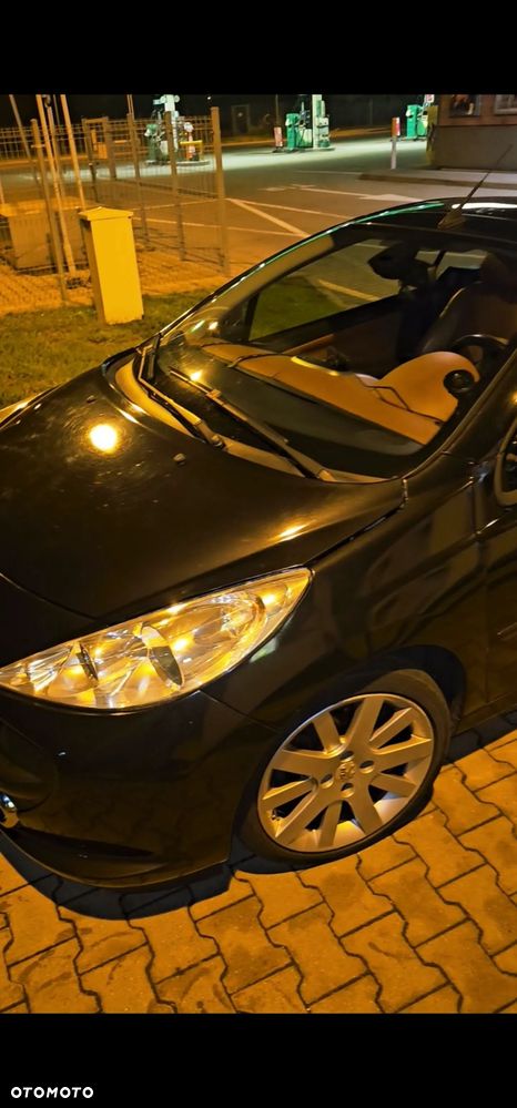 Peugeot 207 CC 150 THP Premium - 23