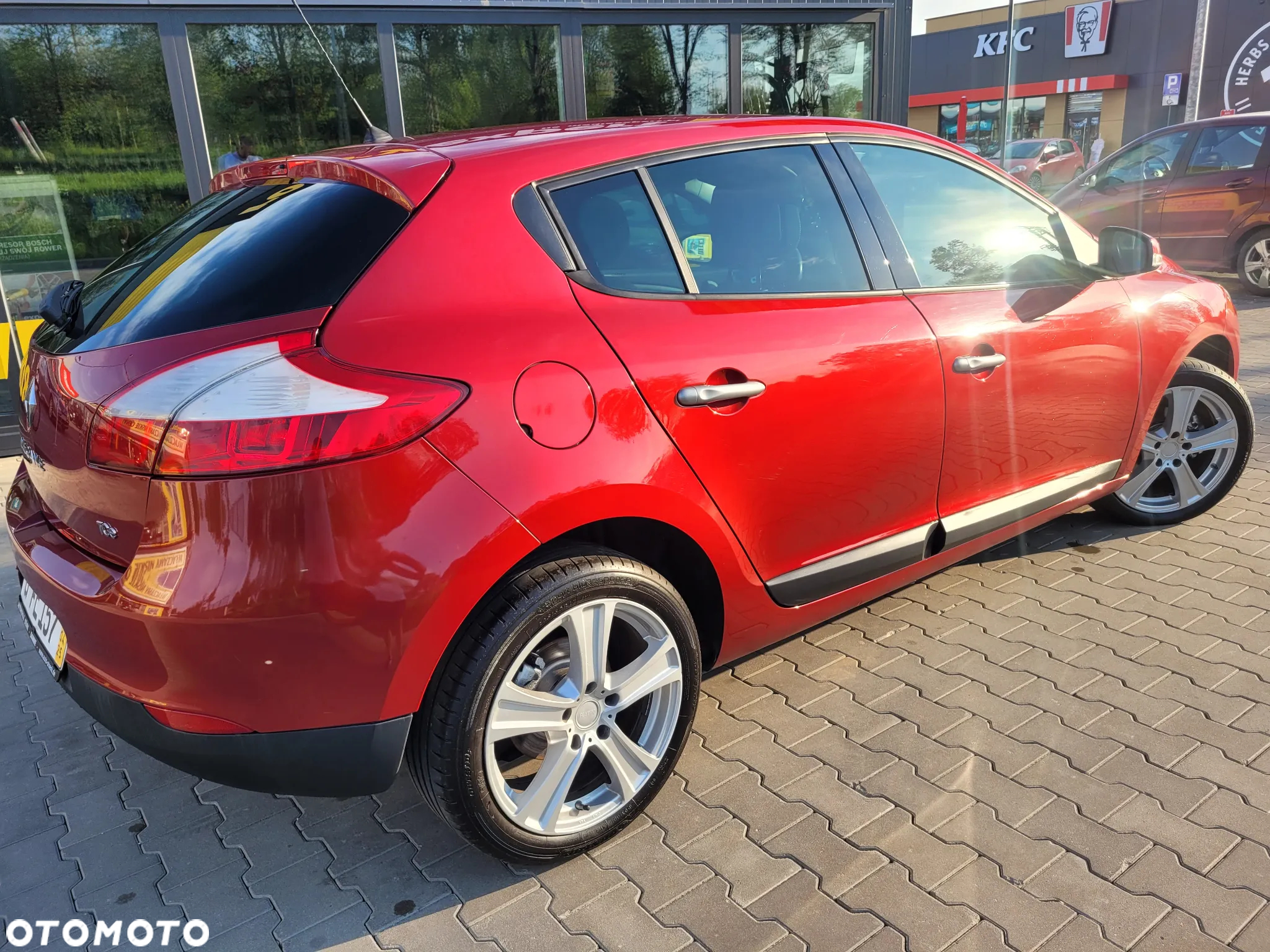 Renault Megane TCe 130 Dynamique - 9