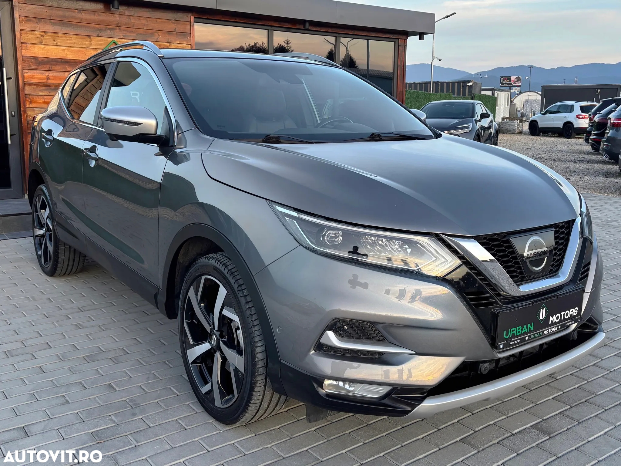 Nissan Qashqai 1.6 DCI Start/Stop 4X4-i Tekna - 24