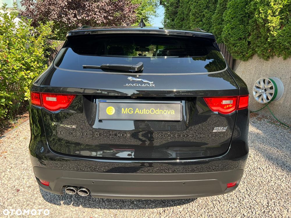 Jaguar F-Pace 2.0 i4D RWD Prestige - 14