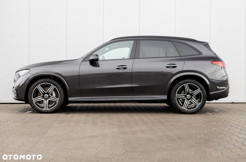 Mercedes-Benz GLC - 13