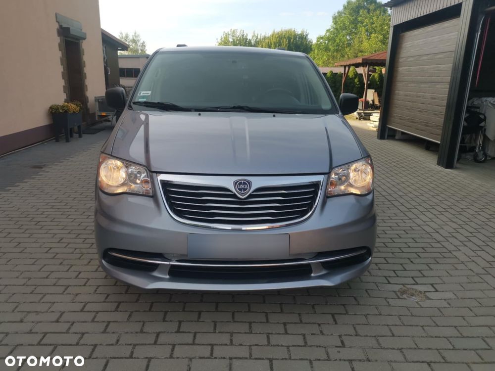 Lancia Voyager 2.8 Multijet 16v Silver - 1