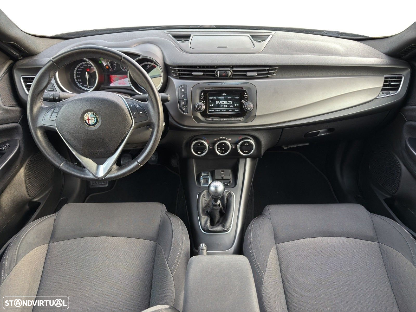 Alfa Romeo Giulietta 1.6 JTDm Distinctive - 7