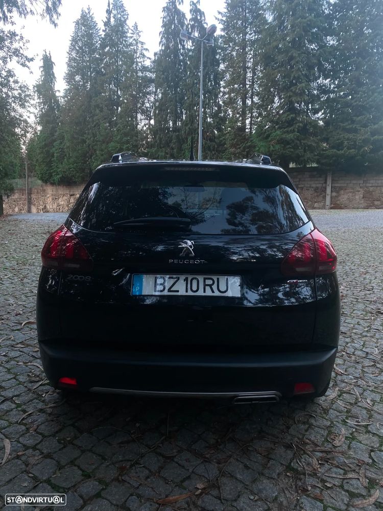Peugeot 2008 1.2 PureTech GT Line - 3