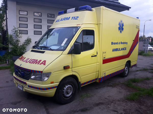 Mercedes-Benz Sprinter 312D AMBULANS