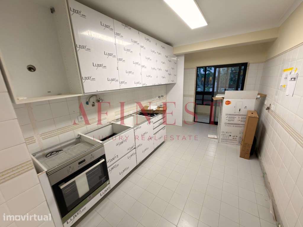 APARTAMENTO T2 NO BAIRRO DO ROSÁRIO - Grande imagem: 3/11