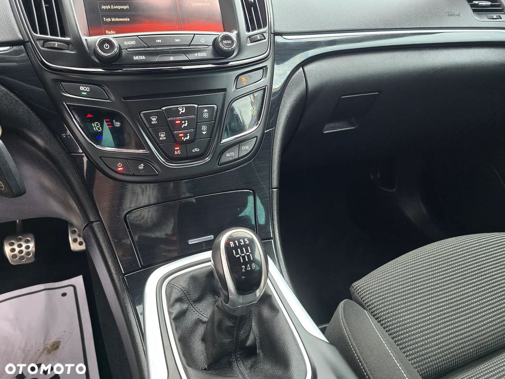 Opel Insignia 1.6 T Cosmo S&S - 36