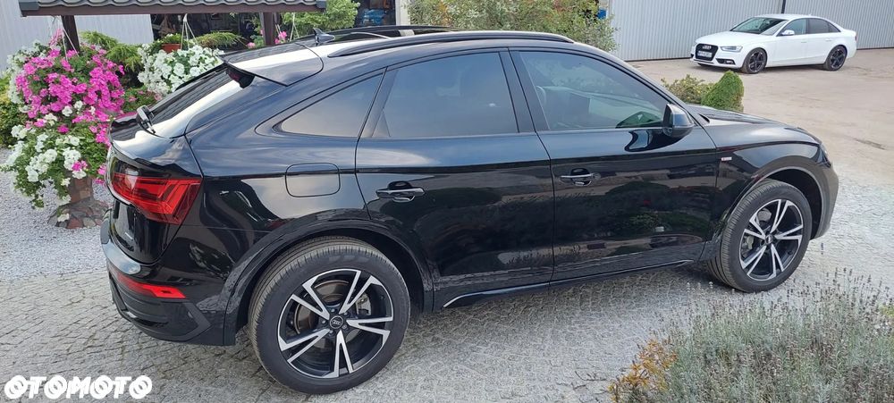 Audi Q5 Sportback - 9