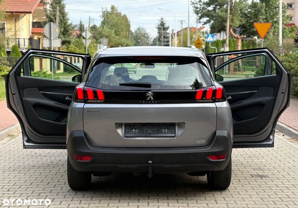 Peugeot 5008 HDI 115 Active - 10