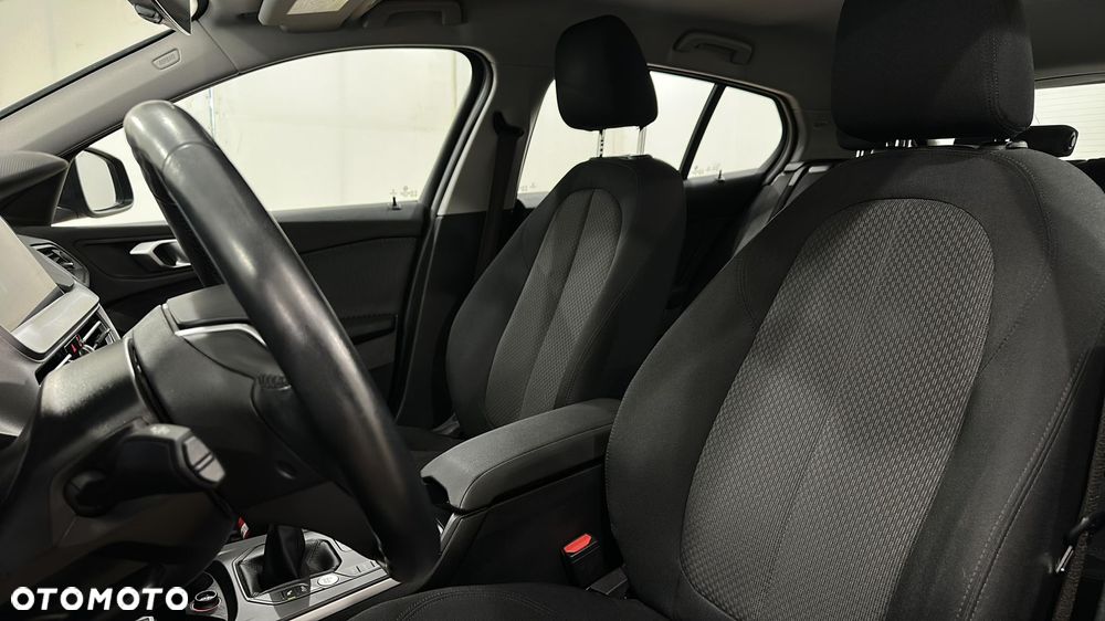 BMW Seria 1 118d Advantage - 16