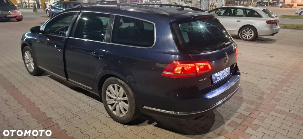 Volkswagen Passat - 5