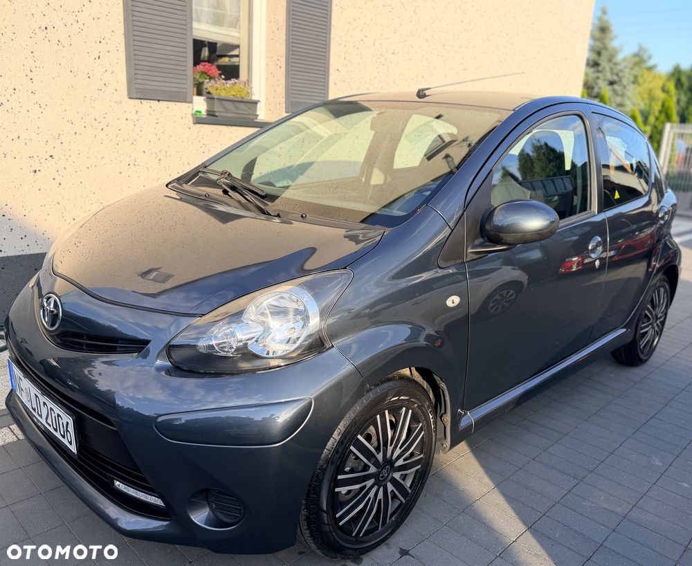 Toyota Aygo x-play - 7