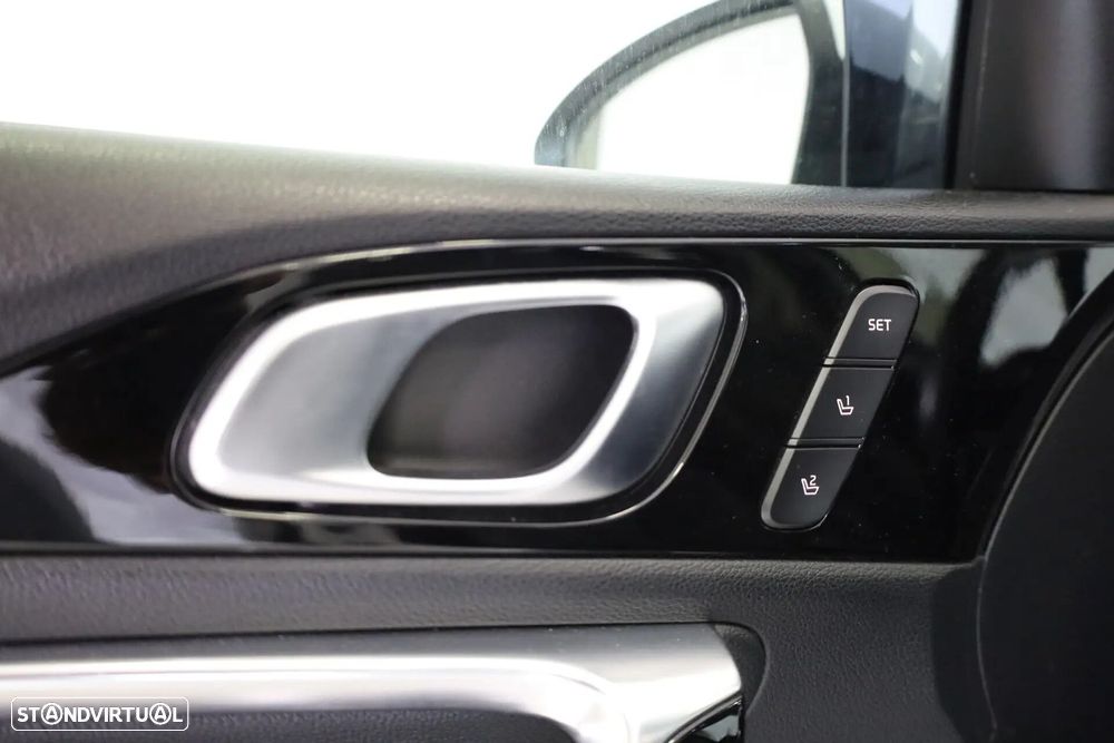 Kia Ceed 1.4 T-GDI TX+SRF 7DCT - 47